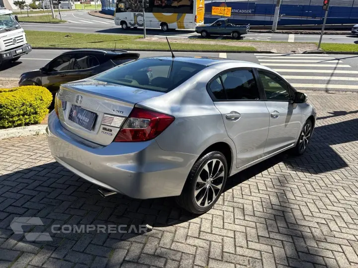 Civic Sedan LXR 2.0 Flexone 16V Aut. 4p