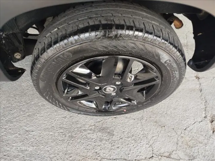 KWID 1.0 12V SCE Outsider