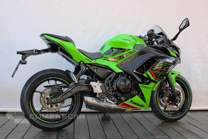 KAWASAKI NINJA 650 KRT EDITION
