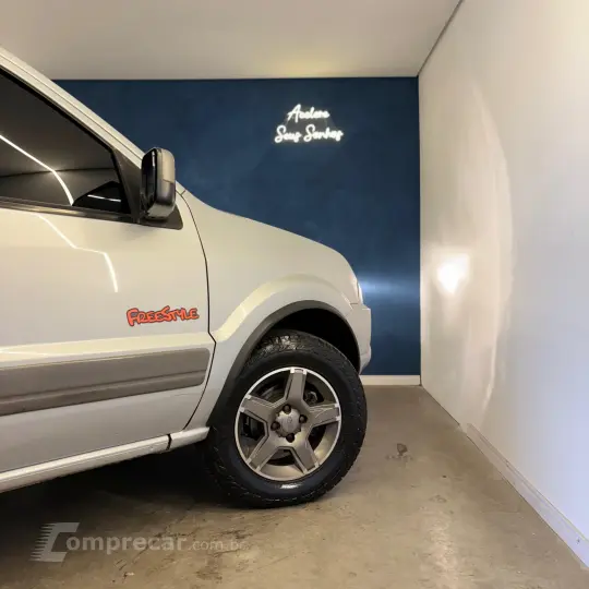 EcoSport XLT 2.0/ 2.0 Flex 16V 5p Mec.