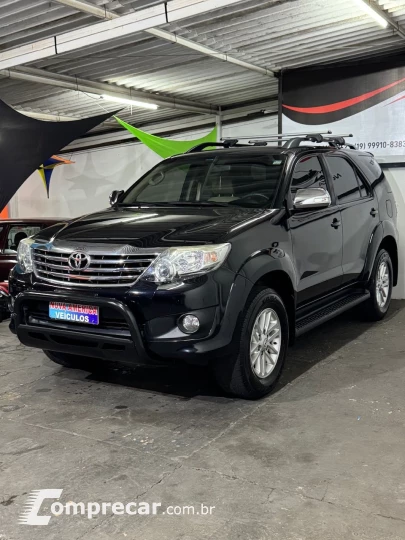 Hilux SW4 SR 4x2 2.7/ 2.7 Flex 16V Aut.