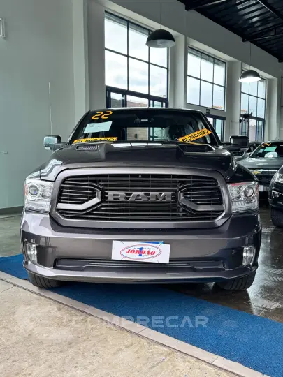 CLASSIC LARAMIE 5.7 CD V8 4X4 Aut.