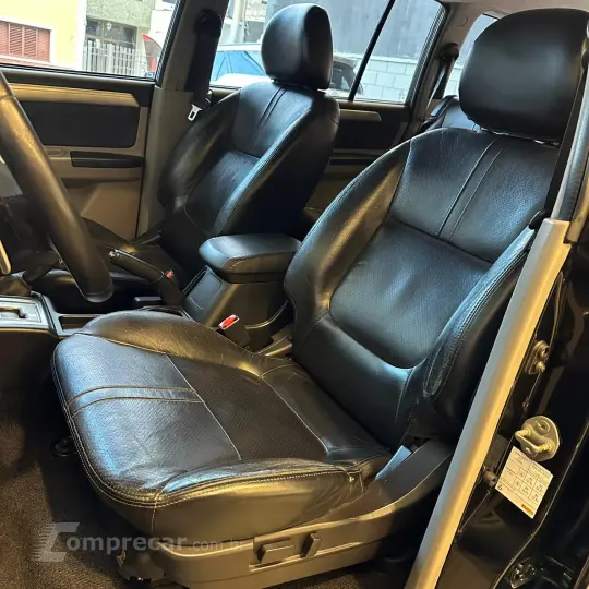 PAJERO DAKAR 3.2 HPE 4X4 7 Lugares 16V