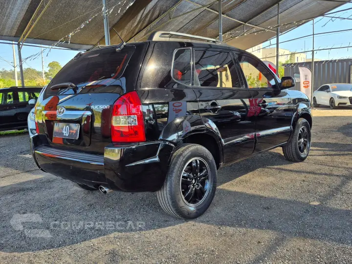 Tucson 2.0 Mpfi Gl 16V 142Cv 2Wd Gasolina 4P Automático