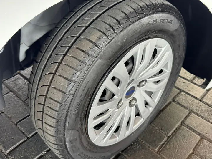 KA 1.5 Ti-vct SE Sedan