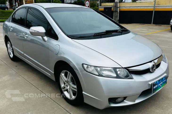 Civic 1.8 16V 4P EXS AUTOMÁTICO