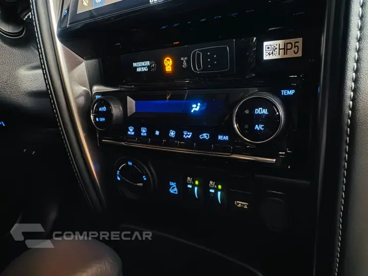 HILUX SW4 2.8 D-4D TURBO DIESEL SRX PLATINUM 7L 4X4 AUTOMÁTI