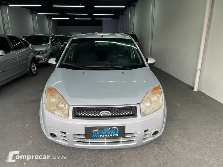 FIESTA 1.6 Rocam SE Sedan 8V