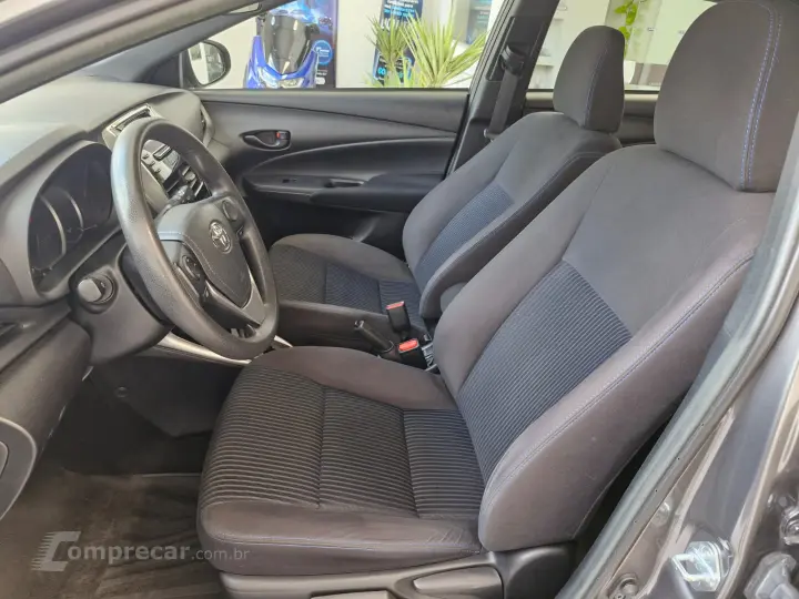 YARIS 1.3 16V XL Live