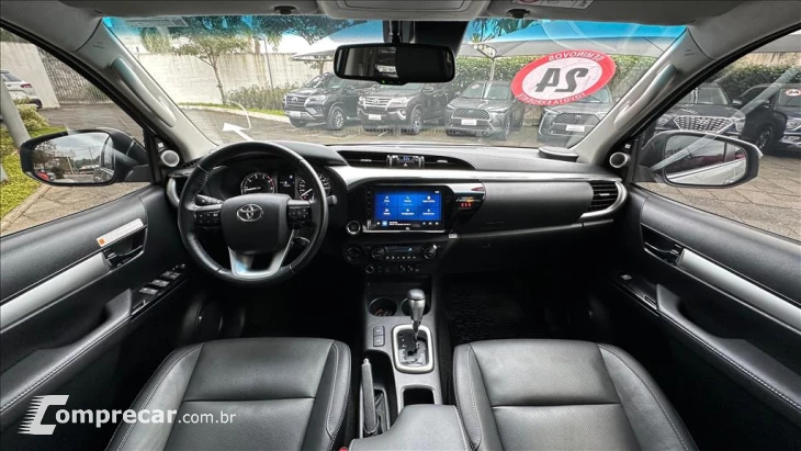 HILUX 2.8 D-4D TURBO DIESEL CD SRX PLUS 4X4 AUTOM