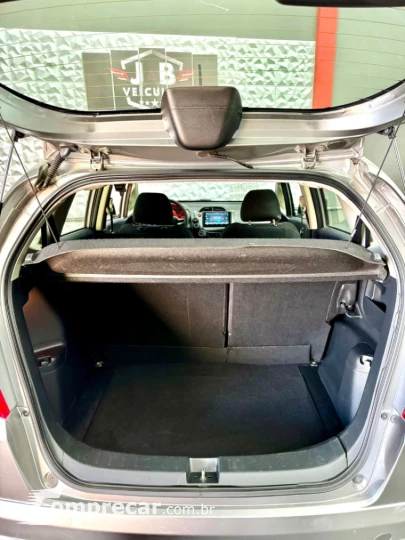 FIT 1.4 LX 8V