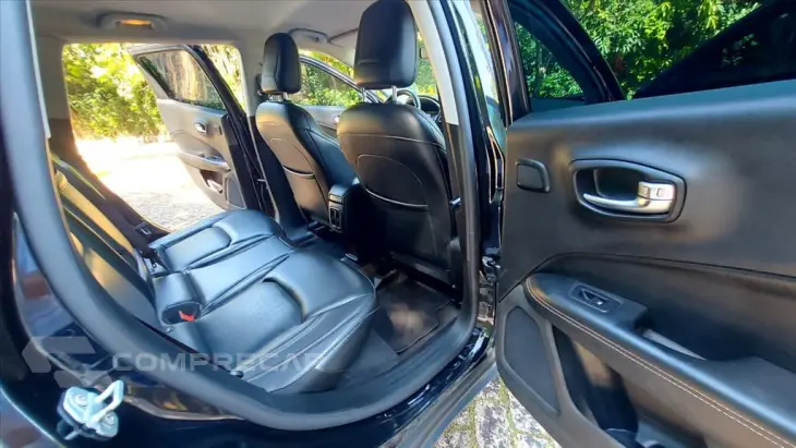COMPASS 2.0 16V DIESEL LONGITUDE 4X4 AUTOMÁTICO