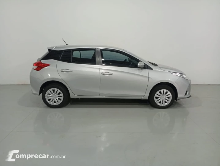 YARIS 1.5 16V XL