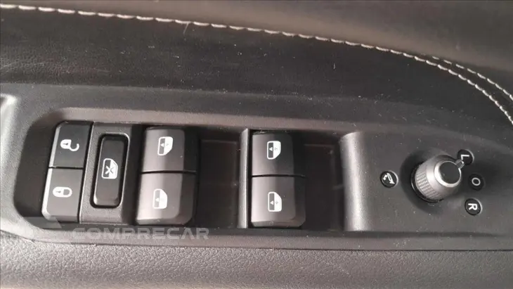 COMPASS 1.3 T270 TURBO FLEX LONGITUDE AT6