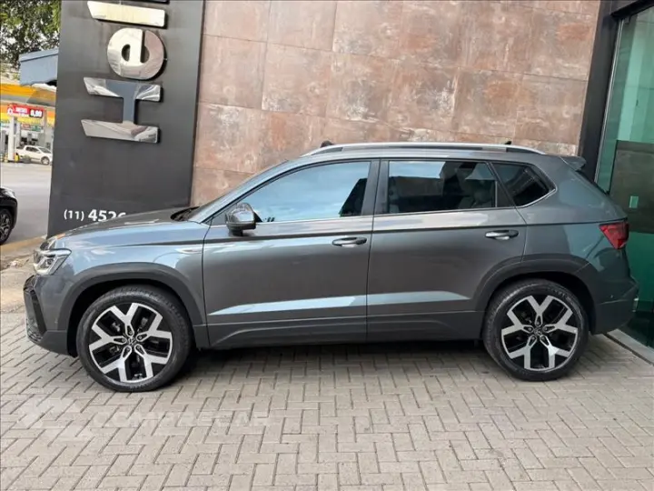 TAOS 1.4 250 TSI Highline