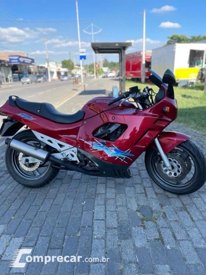 GSX 750F