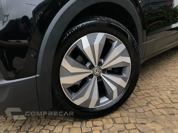 T-Cross 1.4 250 Tsi Total Flex Highline Automático