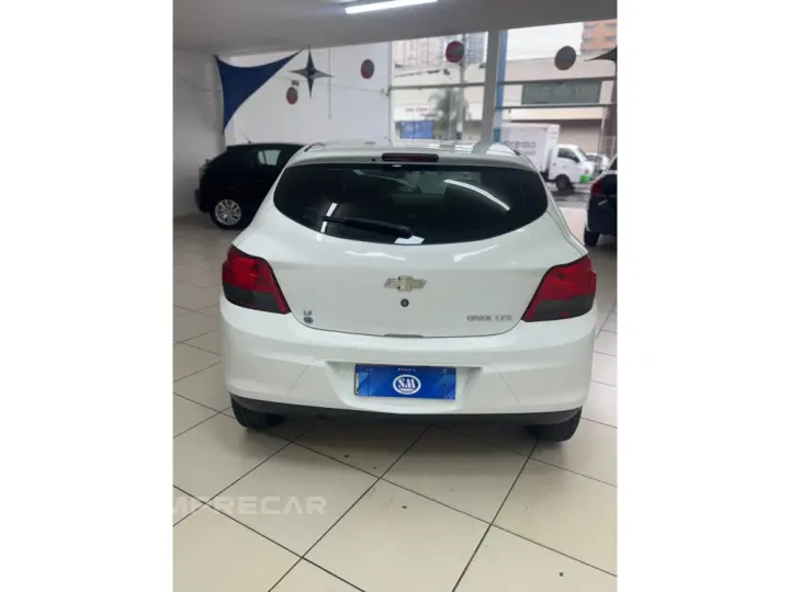 ONIX 1.4 MPFI LTZ 8V FLEX 4P MANUAL