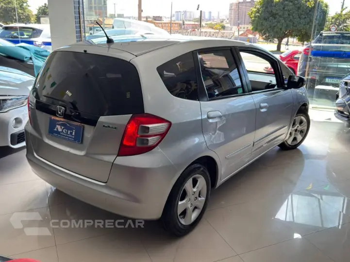 Fit LX 1.4/ 1.4 Flex 8V/16V 5p Mec.