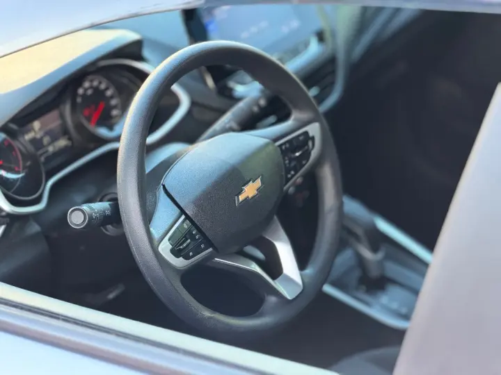 ONIX HATCH LT 1.0 12V TB Flex 5p Aut.