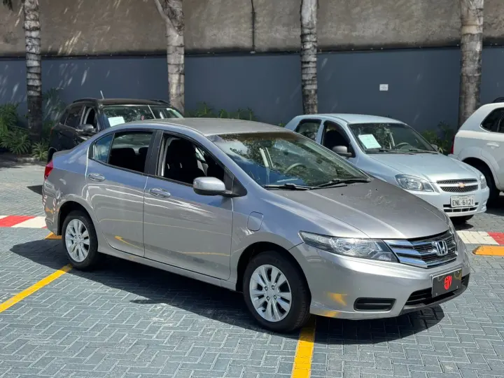 CITY 1.5 LX 16V