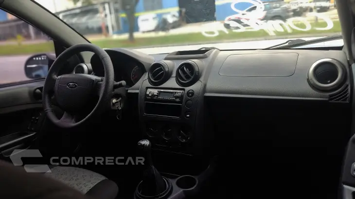 FIESTA 1.6 MPI Class Sedan 8V