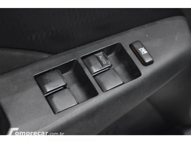 ETIOS SEDAN - 1.5 PLATINUM SEDAN 16V 4P MANUAL