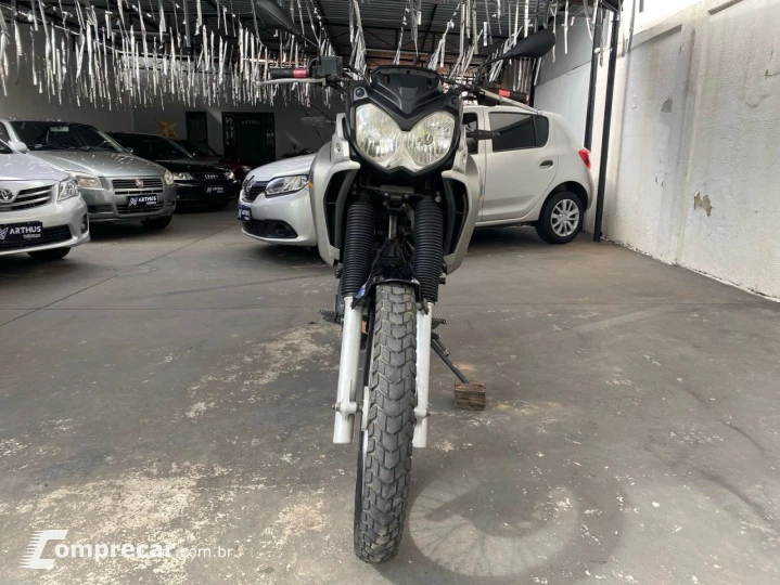 XTZ 250 TENERE/TENERE BLUEFLEX