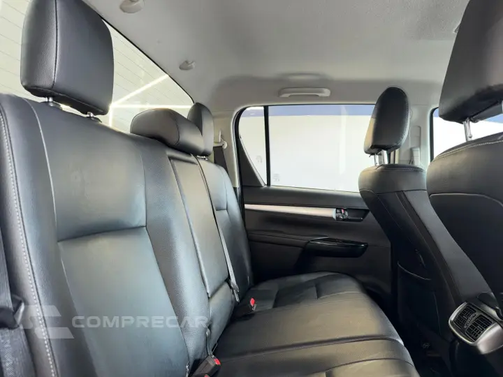 HILUX 2.8 D-4d Turbo CD SRX 4X4