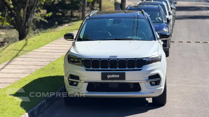 COMMANDER 1.3 T270 Turbo Overland