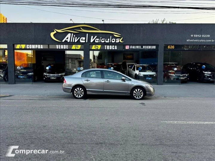 CIVIC 1.8 LXL 16V
