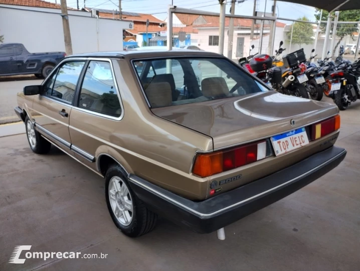SANTANA 2.0 GLS 8V