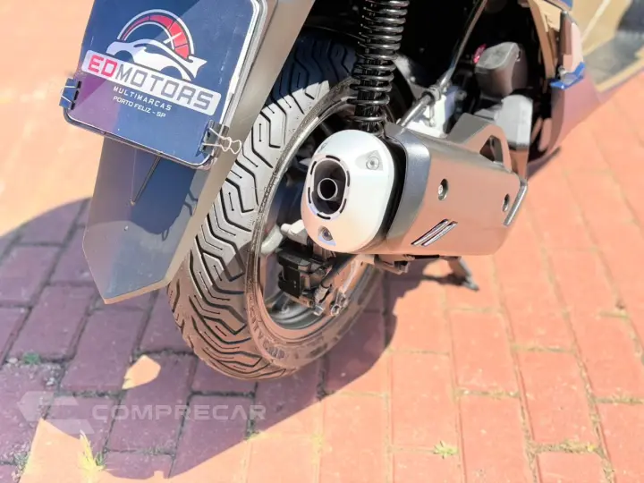PCX 160 DLX ABS