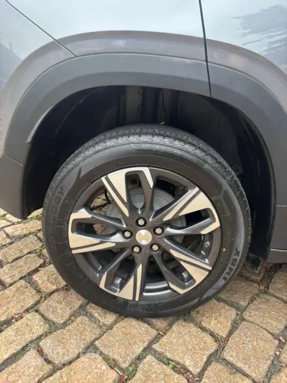 TRACKER 1.2 Turbo Premier