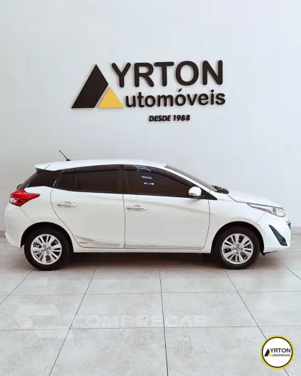 Yaris Hatch 1.3 16V 4P FLEX XL PLUS TECH MULTIDRIVE AUTOMÁTI
