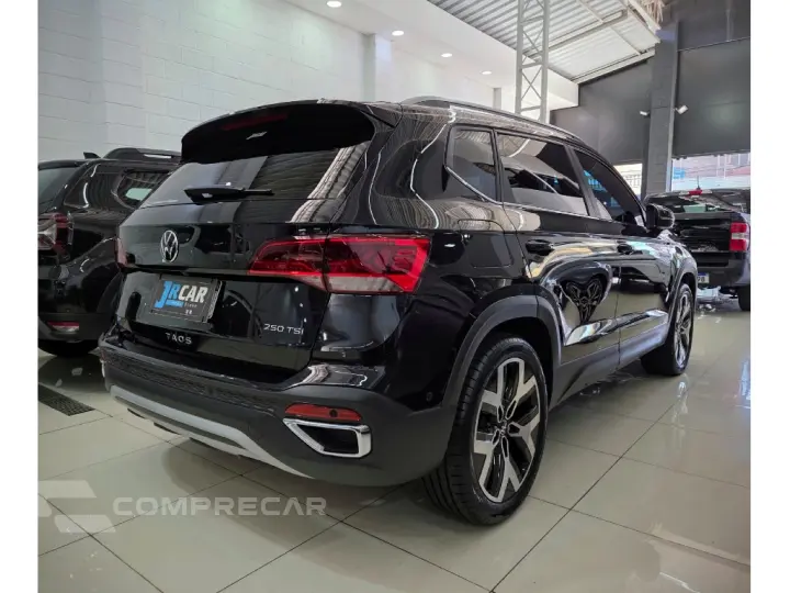 TAOS 1.4 250 TSI TOTAL FLEX HIGHLINE AUTOMÁTICO