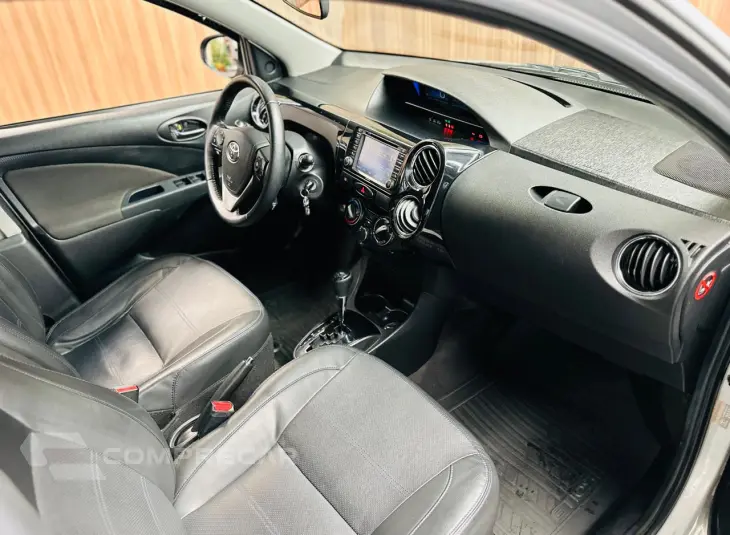 ETIOS 1.5 Platinum Sedan 16V
