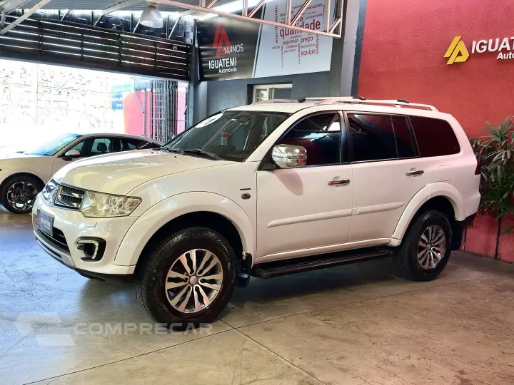 PAJERO 3.5 HPE 4X4 7 LUGARES V6 24V FLEX 4P AUTOMÁTICO