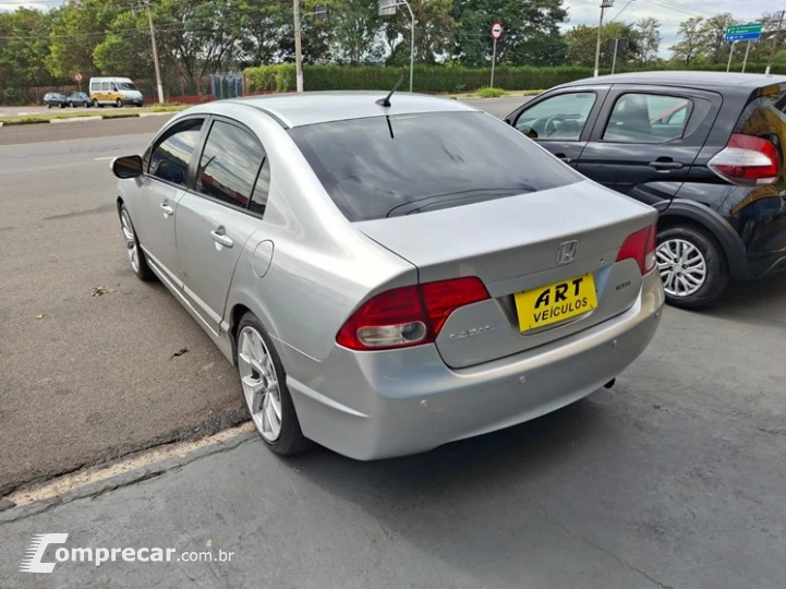 CIVIC 1.8 LXL 16V