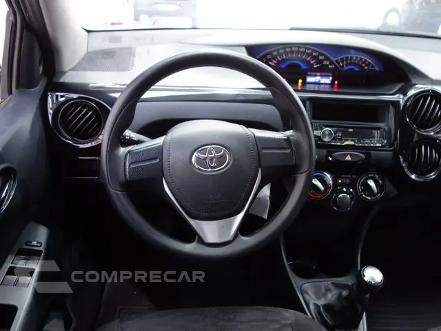 ETIOS HATCH - 1.3 X 16V 4P MANUAL