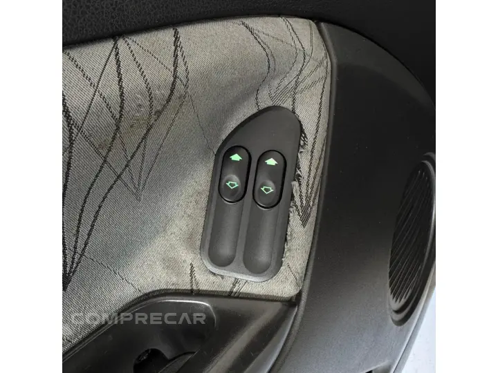 FIESTA 1.0 MPI CLASS HATCH 8V FLEX 4P MANUAL