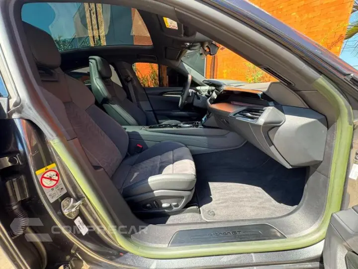 E TRON GT