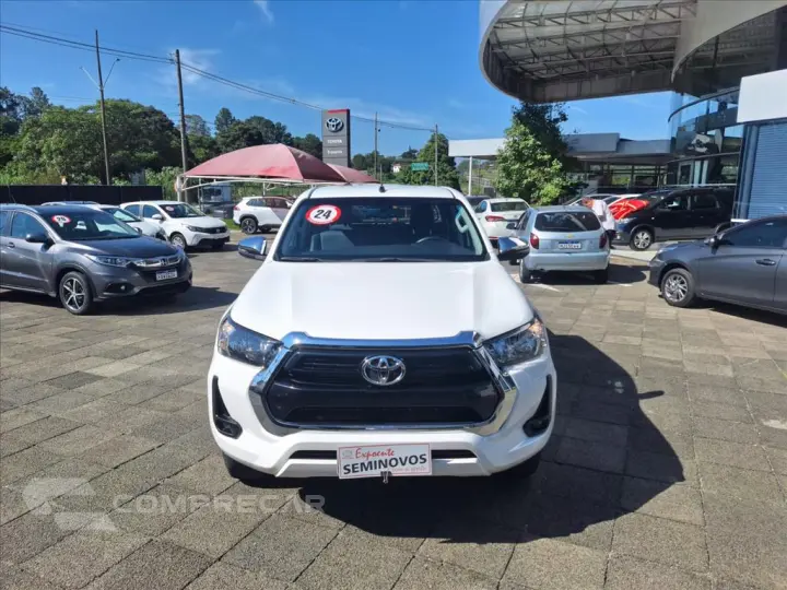 HILUX 2.8 D-4D TURBO DIESEL CD SRV 4X4 AUTOMÁTICO