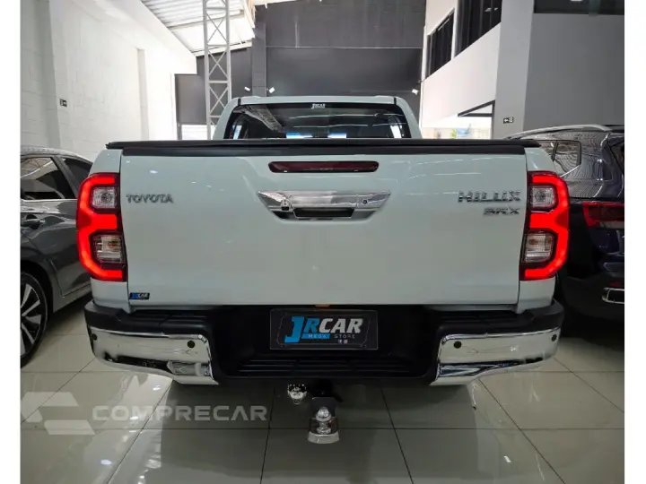 HILUX 2.8 D-4D TURBO DIESEL CD SRX 4X4 AUTOMÁTICO