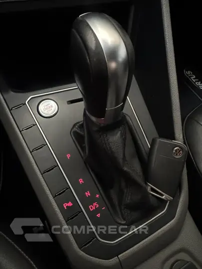 Virtus 1.0 4P 200 TSI FLEX HIGHLINE AUTOMÁTICO