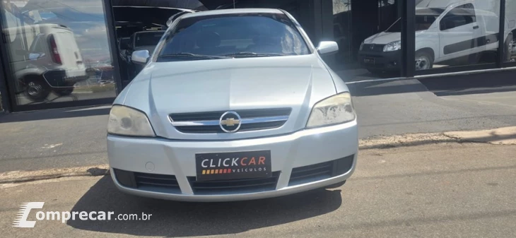 ASTRA 2.0 MPFI Advantage Sedan 8V