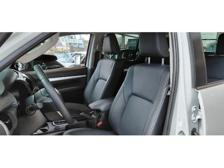 HILUX 2.8 D-4D TURBO DIESEL CD SRX 4X4 AUTOMÁTICO