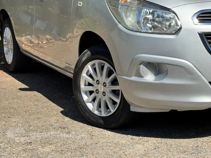 SPIN 1.8 LT 8V
