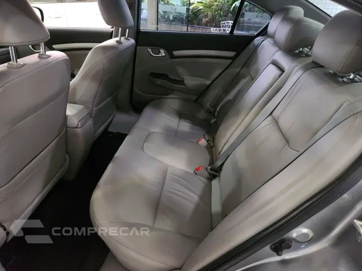 Civic 1.8 16V 4P EXS AUTOMÁTICO