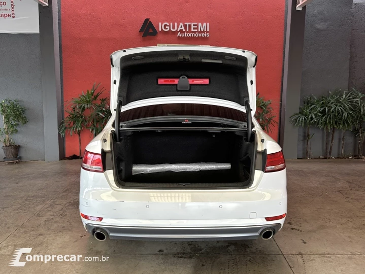 A4 2.0 TFSI AMBIENTE GASOLINA 4P S TRONIC